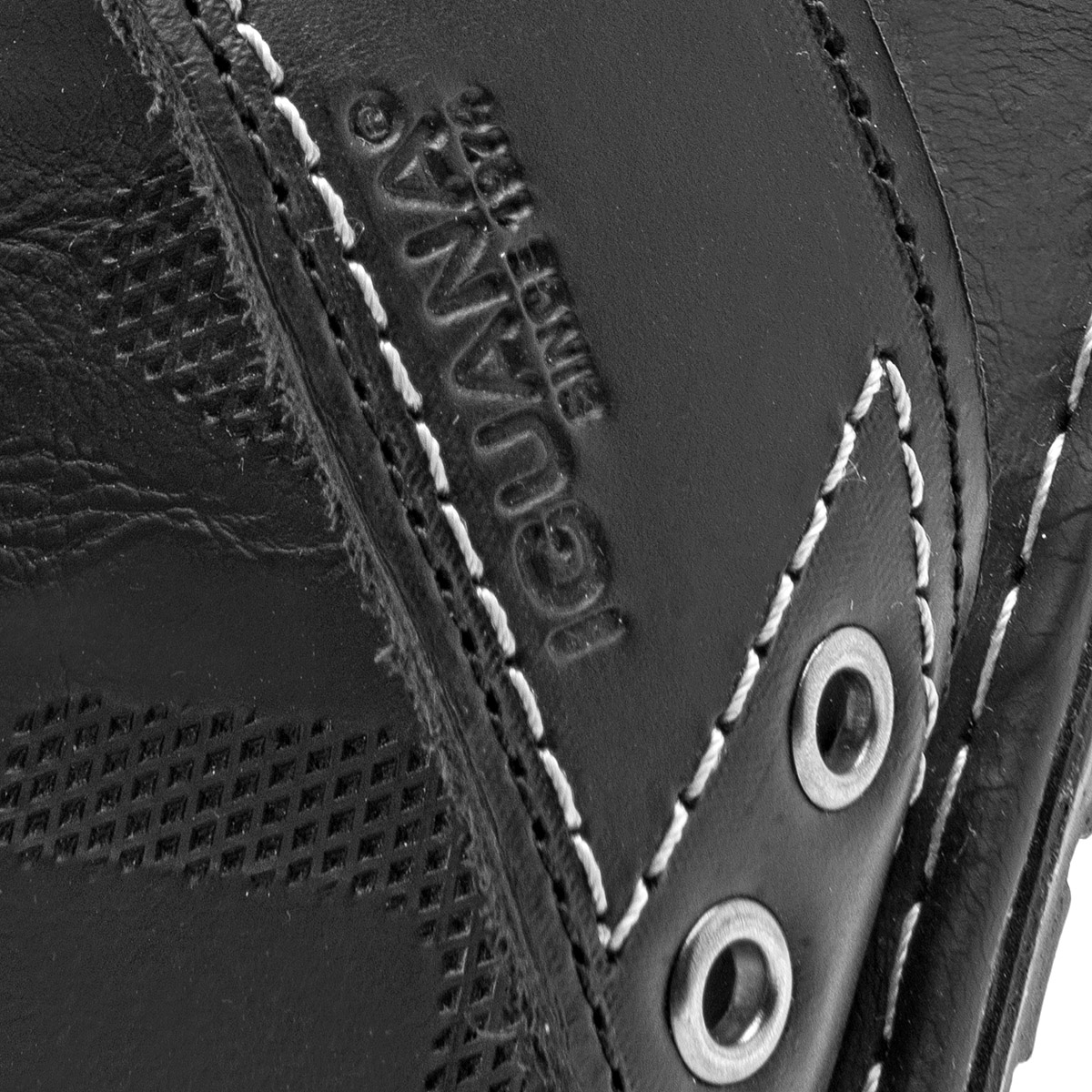 SANDALIA CERRADA IGUANA PARA HOMBRE EN PIEL COLOR NEGRO 191
