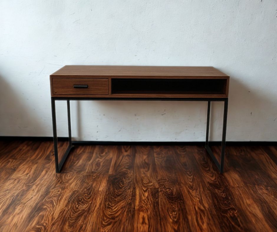 Escritorio "Fulton"  – Compacto, con cajón y presencia profesional