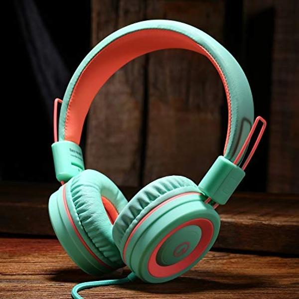 Audífonos para niños K11 plegables estéreo antienredos con cable de 1,5 m y conector jack de 3,5 mm para iPad, Amazon Kindle, Fire, niños, niñas, escuela, tableta y portátil (color