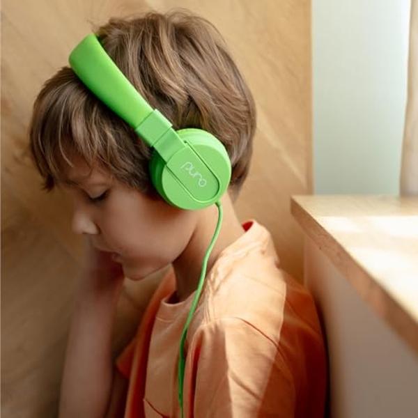 Beats Solo 4 - Auriculares inalámbricos Bluetooth supraaurales, compatibles con Apple y Android, hasta 50 horas de batería - Negro y dorado (Renovados)