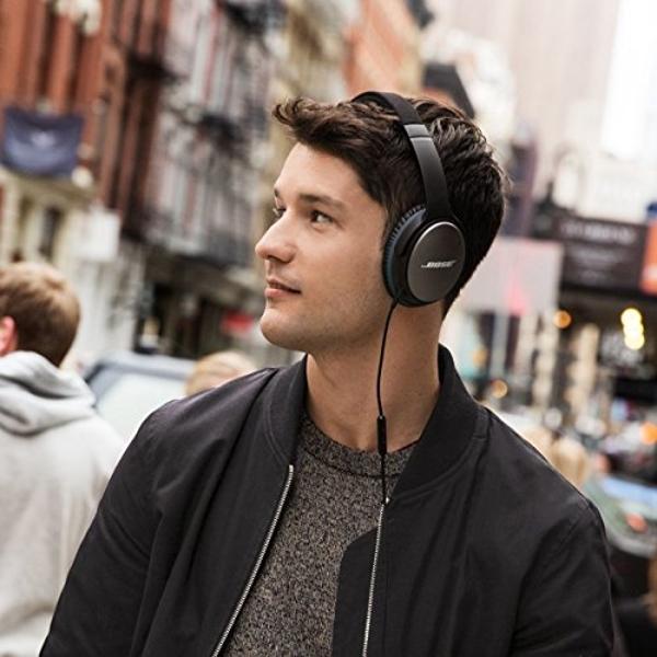 Auriculares Bose QuietComfort 25 con cancelación de ruido acústica para dispositivos Samsung y Android, color negro (con cable, 3,5 mm) (renovados)
