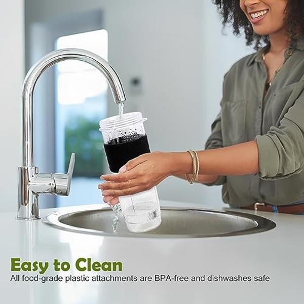 Licuadora Oster Original de 3 velocidades cromada, motor 6 veces más duradero, 10 veces más potente, jarra de vidrio de 5 tazas