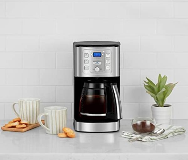 Cafetera de cápsulas Keurig K-Express de una sola porción, 3 tamaños de café, botón de función potente, depósito extraíble de 1,1 l, color Island Berry
