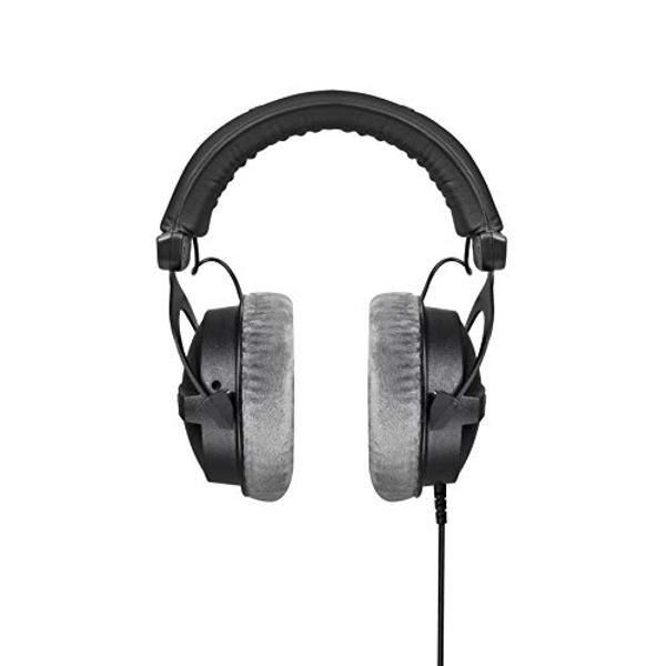 Audífonos de estudio supraaurales beyerdynamic DT 770 PRO de 80 ohmios en gris. Diseño cerrado y cableado para grabación y monitorización profesional.