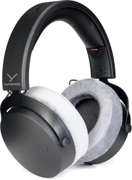 Auriculares de estudio cerrados beyerdynamic DT 700 PRO X con controlador Stellar .45 para grabación y monitorización en todos los dispositivos de reproducción.