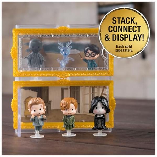 Mundo Mágico Harry Potter, Micro Magical Moments, Set de Figuras del Año 3 con Remus Lupin, Severus Snape, Peter Pettigrew y Vitrina