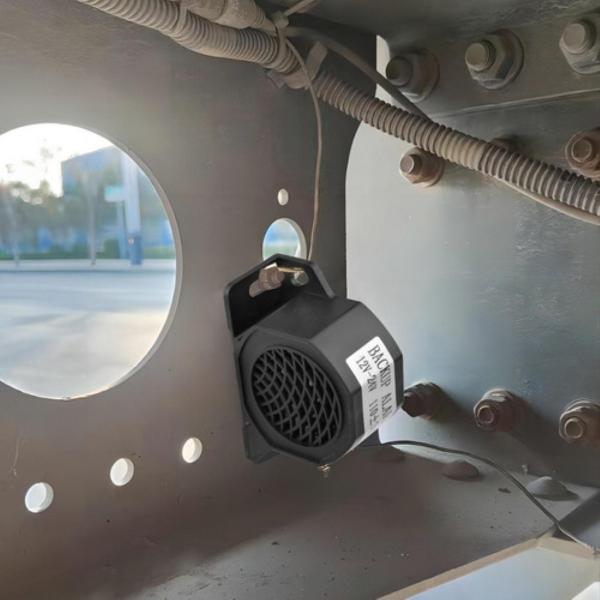 Alarma Reversa Hella Equipo Pesado Uso Rudo Trailer Camion Negro