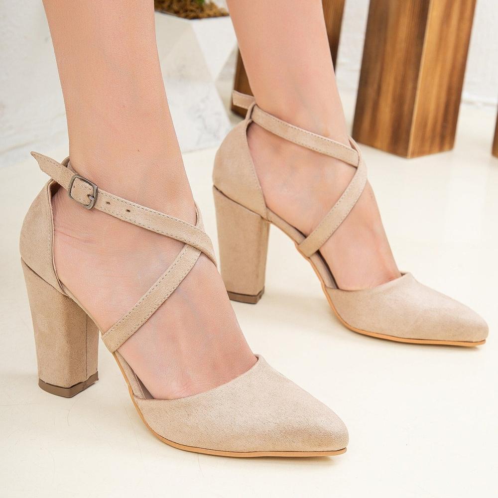Sina - Tacones altos con tiras cruzadas altos con tiras cruzadas cruzados de ante beige