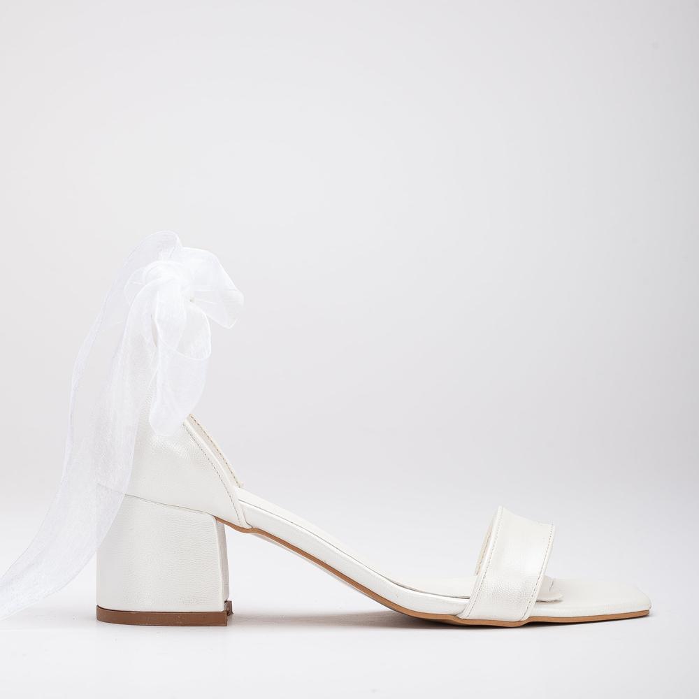Athena - Tacones de bloque color marfil con lazo