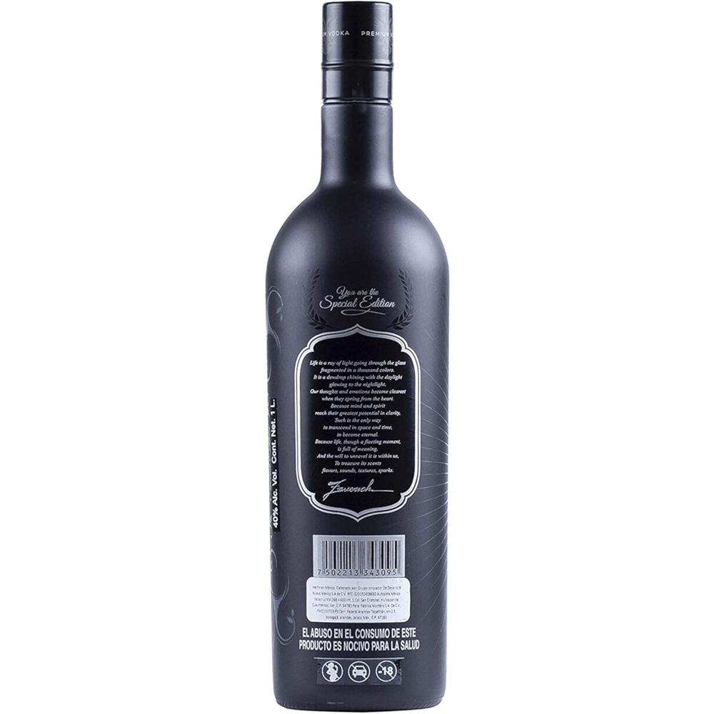 Paquete de 3 Vodka Zaverich Premium Black 1 L