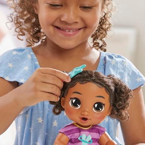 Muñeca de juego Baby Alive Super BFF Tilly Tinker con cabello negro, 28 cm, para vestir, para niñas y niños de 3 años en adelante (Exclusivo de Amazon).