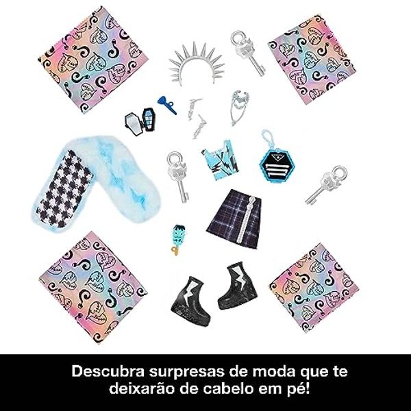 Muñeca y accesorios Monster High Skulltimate Secrets Fearidescent Series, Frankie Stein con armario para disfraces y más de 19 sorpresas.