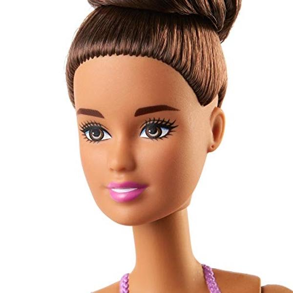 Muñeca Barbie Carreras de Moda y Accesorios, Maquilladora con Cabello Verde Azulado y Piezas de Arte que Incluyen Paleta y Pincel.